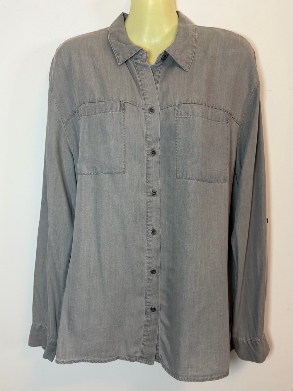 Jane + Delancey Double Pocket Grey Button Down